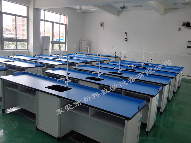 <a href='http://www.sangmie.cn/chanpin/53-1.html' target='1' style='font-size:18px; font-weight:bold; color:#000000;'>科學實驗室</a>