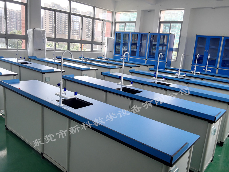 <a href='http://www.sangmie.cn/chanpin/53-1.html' target='1' style='font-size:18px; font-weight:bold; color:#000000;'>科學實驗室</a>廠家